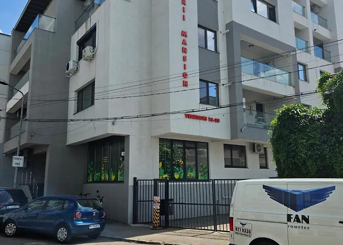 Modern 2br Apartment, Free Parking, Near Center & Metro Βουκουρέστι