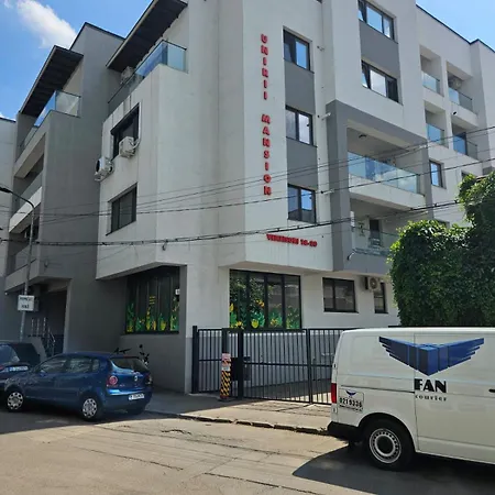 Modern 2br Apartment, Free Parking, Near Center & Metro Bucarest