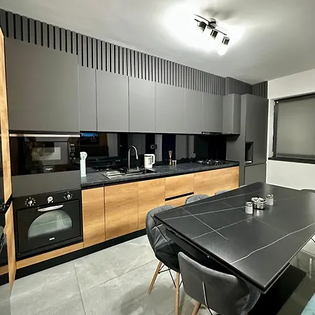 Apartman Modern 2br Apartment, Free Parking, Near Center & Metro Bukarest